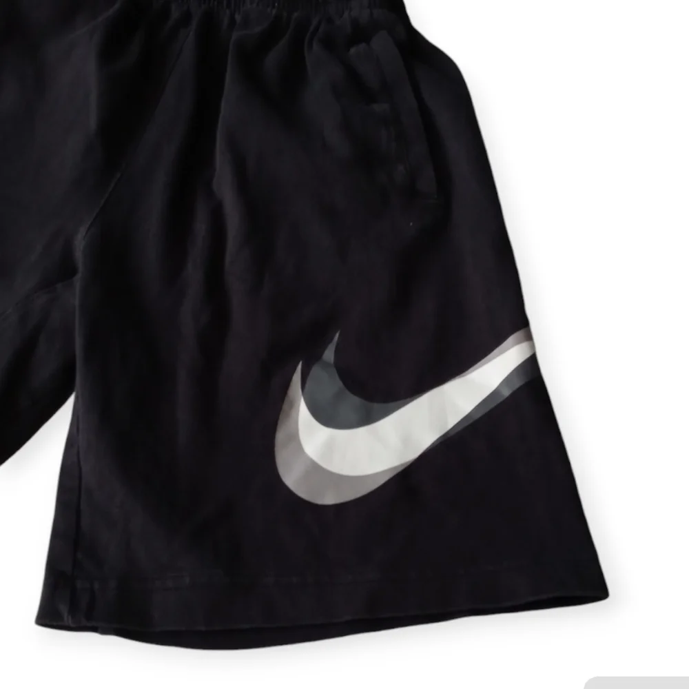 NIKE BOYS' BASKETBALL SHORT SIZE L. COLOR BLACK - Picture 7 of 11